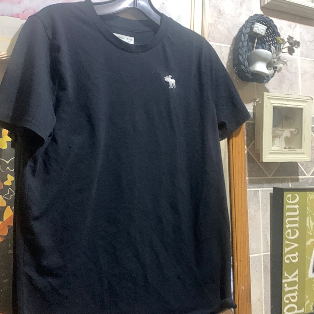 Abercrombie kids tshirt